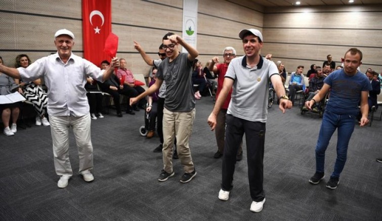 Alzheimer hastaları için anlamlı etkinlik