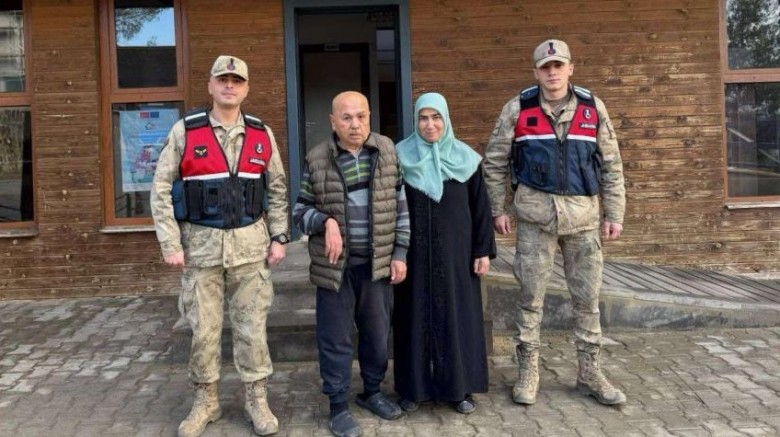 Alzheimer hastası yaşlı adam jandarma ekiplerince bulundu
