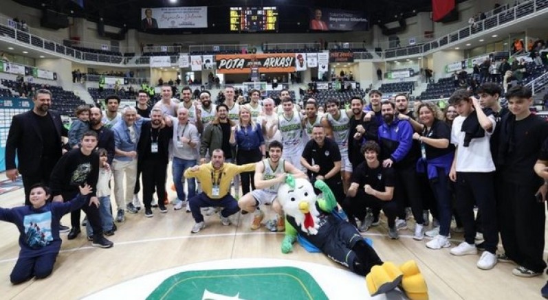 Anadolu Efes galibiyeti Merkezefendi'de yüzleri güldürdü