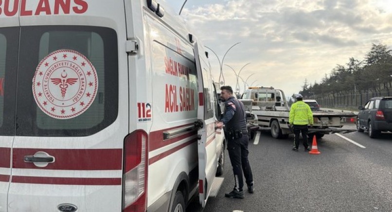 Ankara'da 4 araçlı zincirleme kaza: 3 yaralı