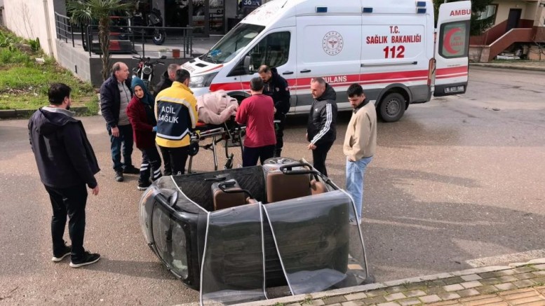 Annesi yaralanan çocuk gözyaşlarını tutamadı