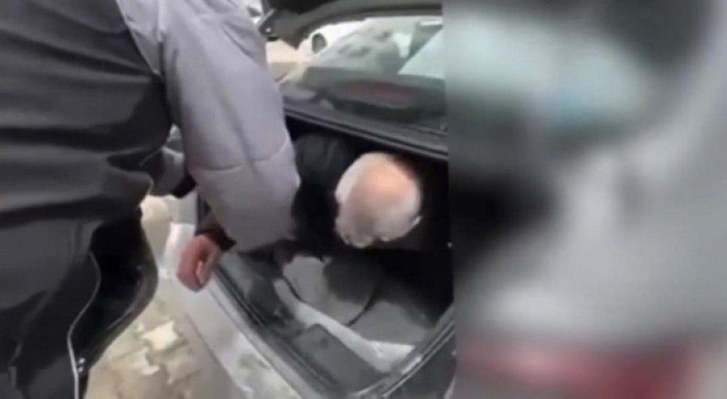 Aranan firari bagajda yakalandı