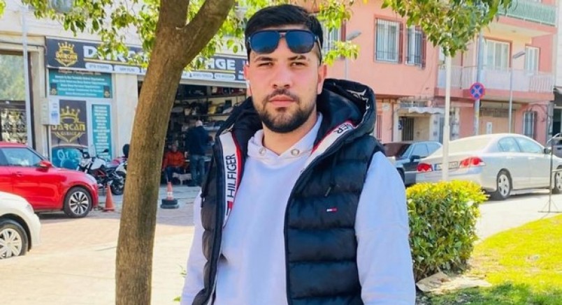 Asansör boşluğunda sıkışan genç hayatını kaybetti