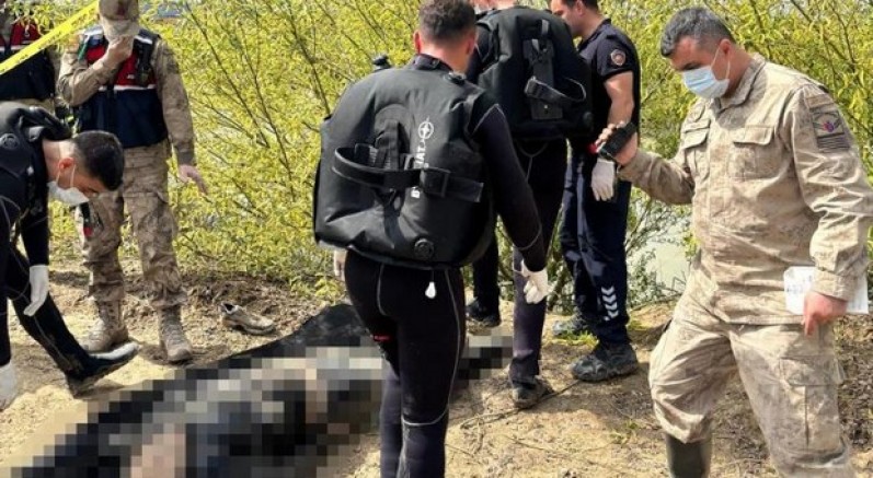Asi Nehrinde kimliği belirsiz erkek cesedi bulundu