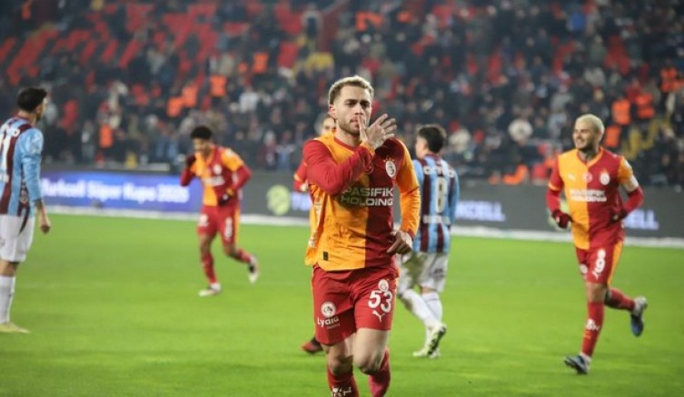 Aslan Süper Kupa finalinde: 4-1