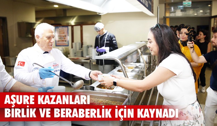 Aşure kazanları birlik ve beraberlik için kaynadı