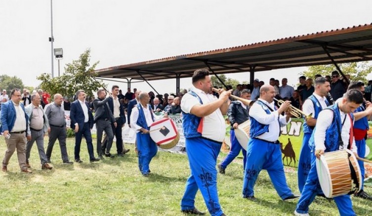 Atalarımızın hatıralarını yaşatmaya devam