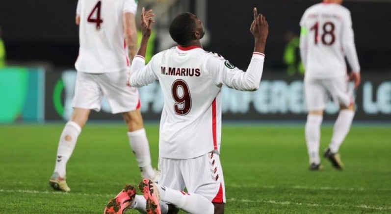 Avrupa’da gol krallığına gidiyor