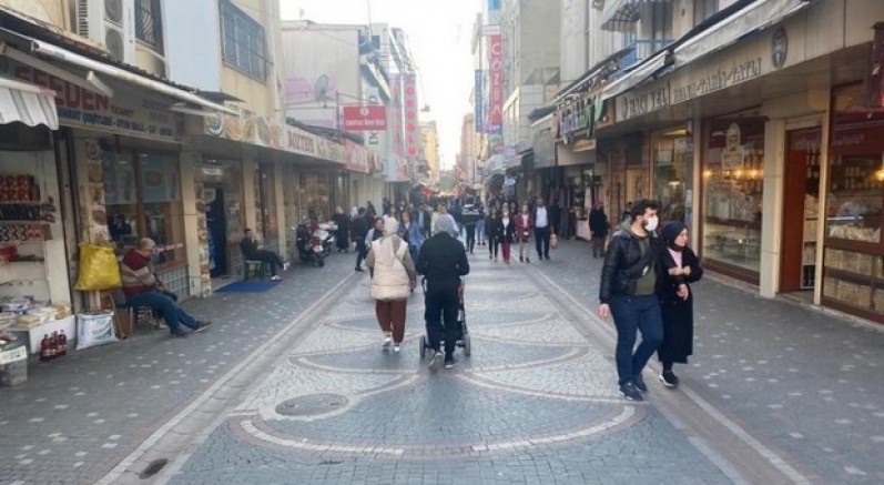 Aydınlılar 'ev'lenmeyi sevmiyor