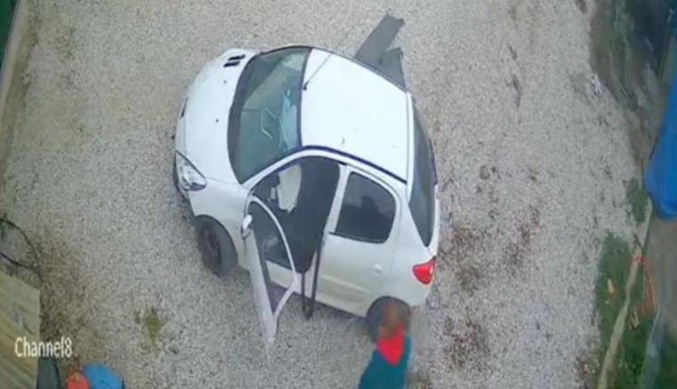 Bahçeye otomobille böyle girdi