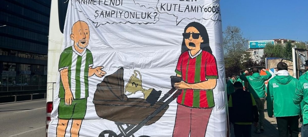 Balıkesir'e akın var...Bursa'da şehir bomboş kaldı...