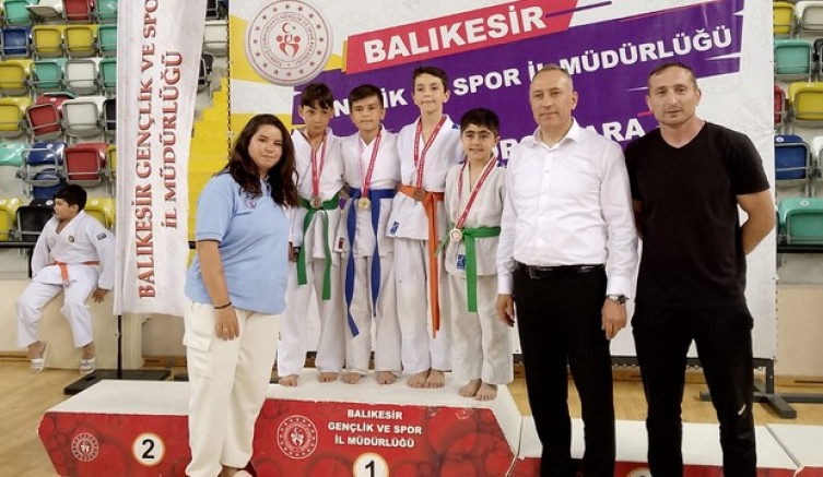 Başarıdan başarıya koşuyorlar
