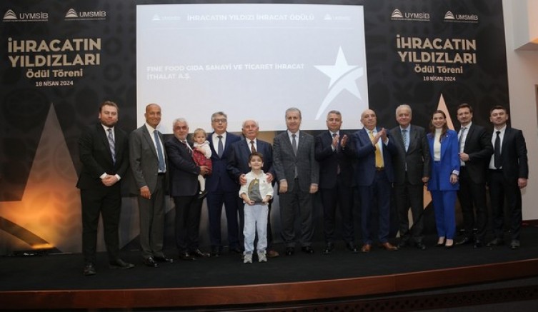 Başarılı ihracatçılar ödüllendirildi