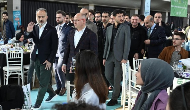 Başkan Aktaş’tan üniversitelilere müjde