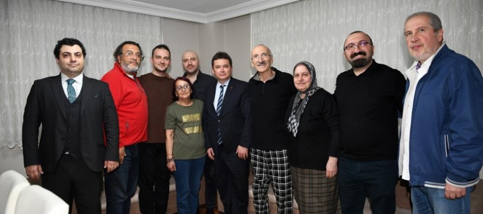 Başkan Aydın ev ziyaretlerine başladı, sevgiyle karşılandı!