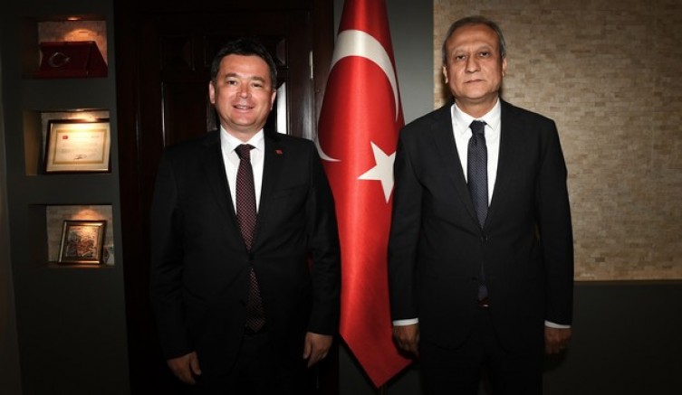 Başkan Aydın ilk resmi ziyaretini yaptı