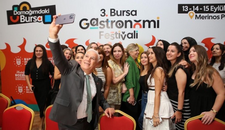 Başkan Bozbey, sosyal medya fenomenleriyle buluştu