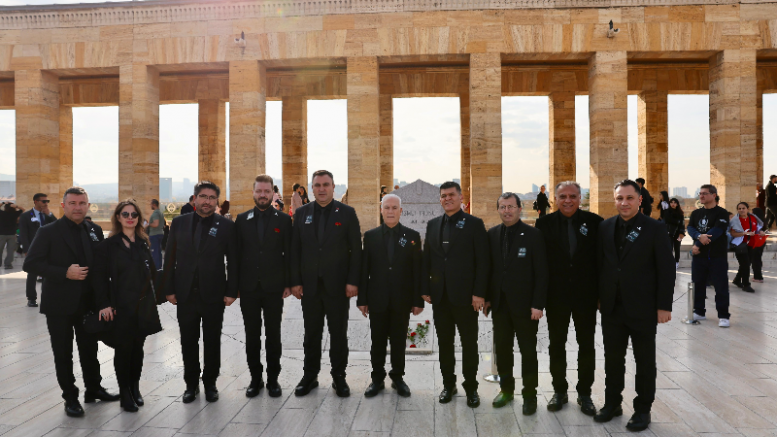 Başkan Bozbey ve Bursa Büyükşehir’den Anıtkabir’e ziyaret