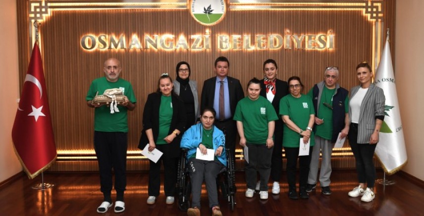 Başkan Erkan Aydın çok özel konukları!
