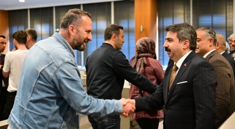 Başkan Oktay Yılmaz belediye personeliyle bayramlaştı