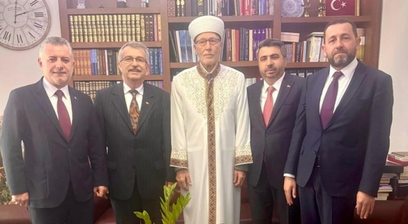 Başkan Oktay Yılmaz, soydaşlarla bir araya geldi