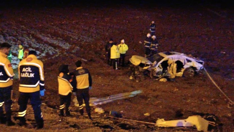 Batman'da feci kaza: 3 ölü, 3 yaralı