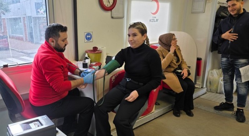 BEKSİAD üyelerinden kan bağışı