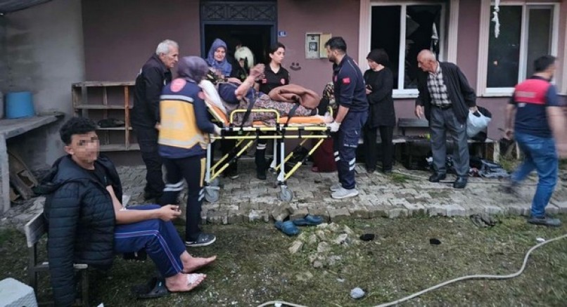 Benzinle soba yakmak isterken ölümden döndüler