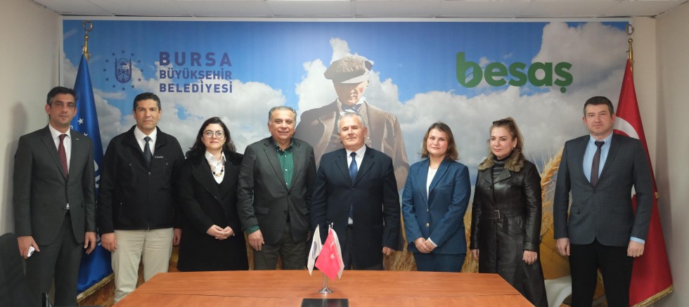 BESAŞ üniversite öğrencilerinin yüzünü güldürdü