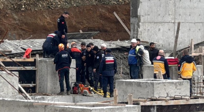 Beton kalıp çöktü: 1 işçi öldü