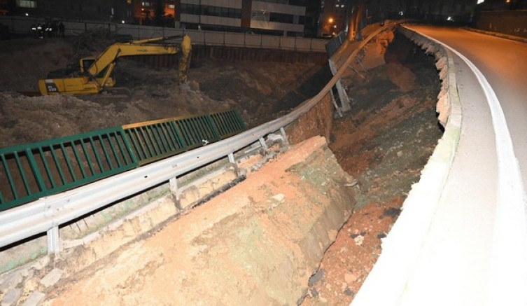 Bilginler Caddesi trafiğe kapatıldı