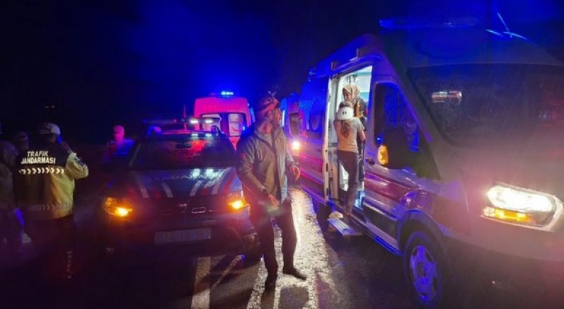 Bingöl’de trafik kazası: 8 yaralı