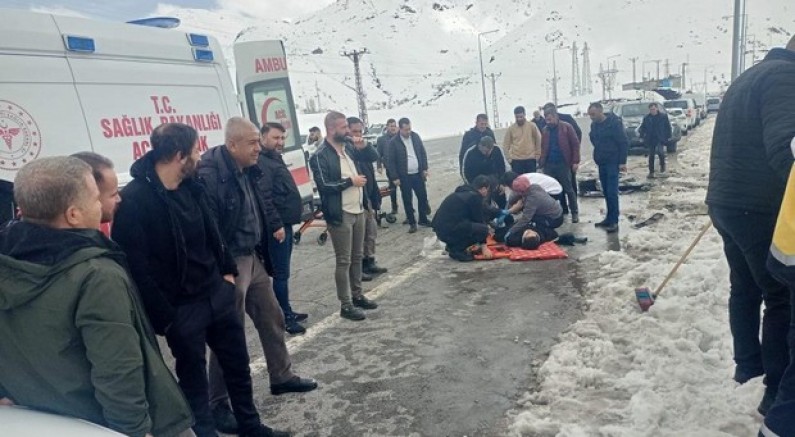 Bitlis’te iki ayrı kaza: 12 yaralı