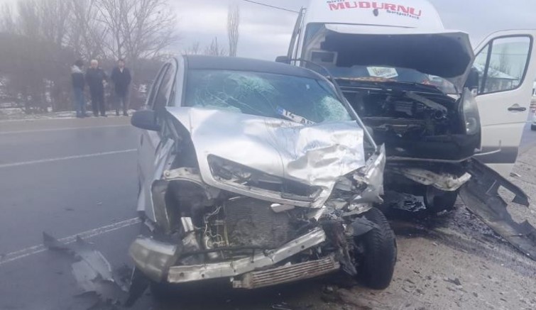 Bolu-Mudurnu yolunda kaza: 1’i ağır 10 yaralı
