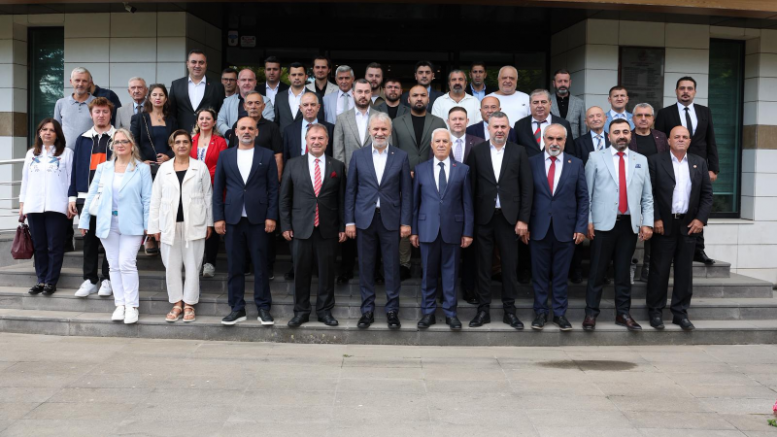 Bozbey; Bursa'yı masa başında yönetmiyoruz