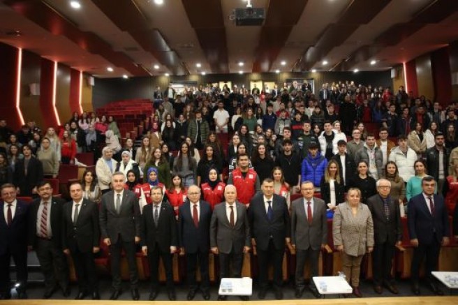 Bozbey'den gençlere; Hayal kurun, hedef koyun ve planlama yapın