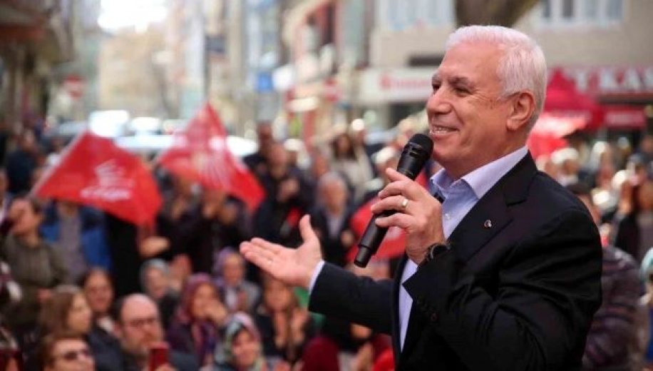 Bozbey; Eli öpülesi öğretmenlerimizin...