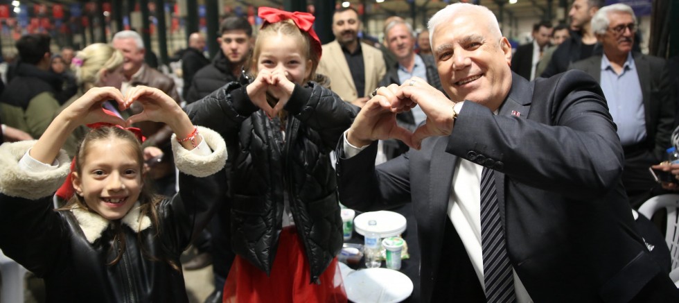 Bozbey: İnegöllülerin yüzünü gülümsetmek için çalışmaya devam edeceğiz