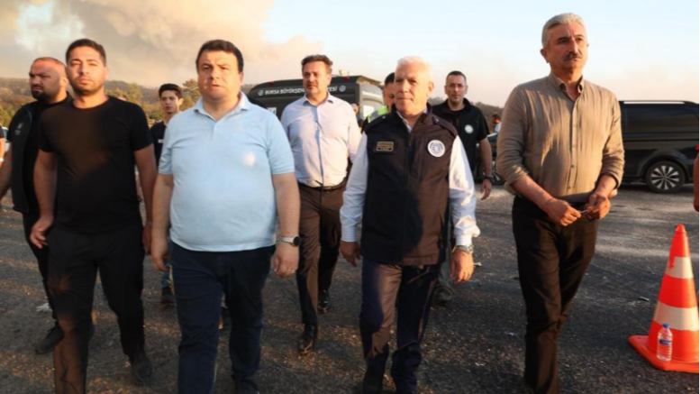 Bozbey; Yangının 6 farklı bölgede bir anda başlamış olması düşündürücü