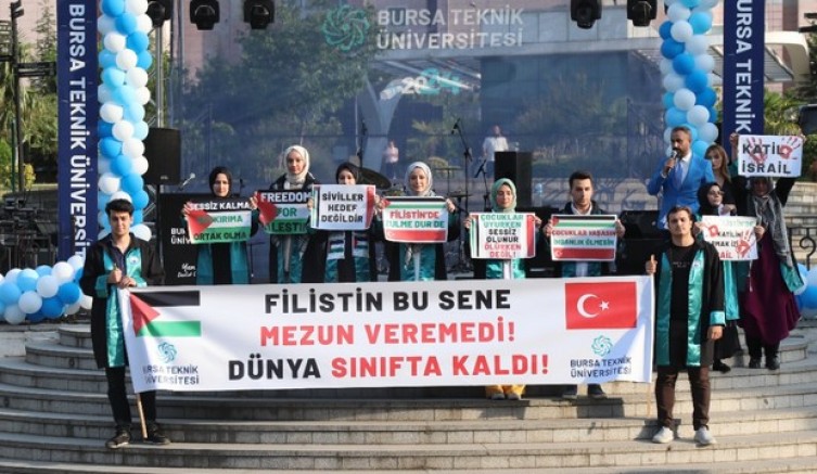 BTÜ 2024 Mezunlarını Uğurladı