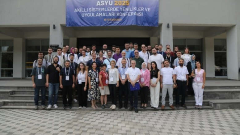 BTÜ'de geleceğin akıllı sitemleri masaya yatırıldı
