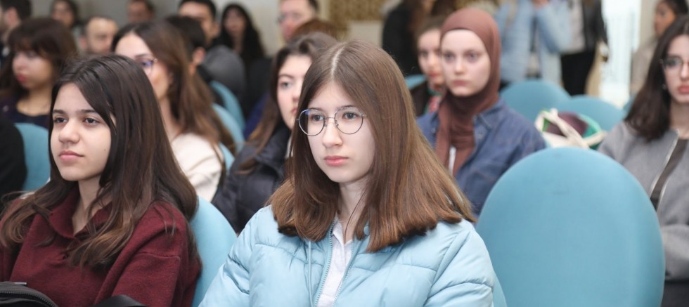 BTÜ’nün Tercihten Önce Üniversiteni Yaşa Projesi tescillendi