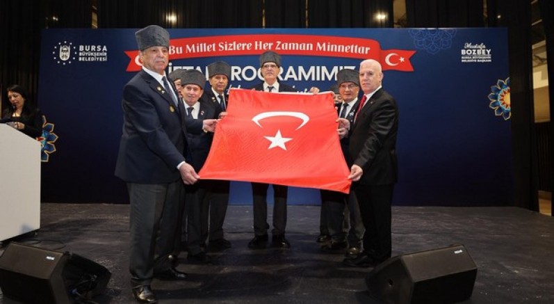 Bu millet sizlere her zaman minnettar