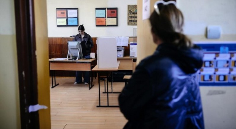 Bulgaristan’da mecliste 5 parti yer alacak