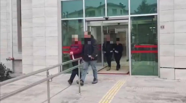 Burdur'da fuhuş operasyonu: 7 kadın kurtarıldı