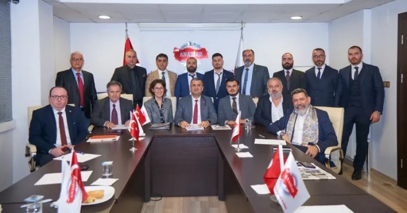 Bursa ANASİAD’da Hakan Birkan yeniden başkan