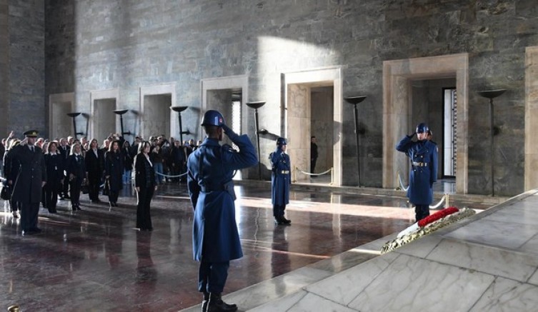 Bursa BUSADER’den Anıtkabir ziyareti