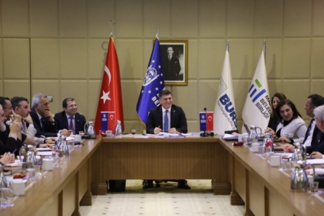 Bursa Büyükşehir Yönetim Kadrosu 2024'ü değerlendirdi, 2025'i ise masaya yatırdı