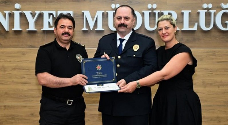 Bursa'da 105 emniyet personeli terfi etti
