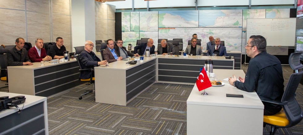 Bursa'da ana gündem afetler; Muhtarlarla toplantı...